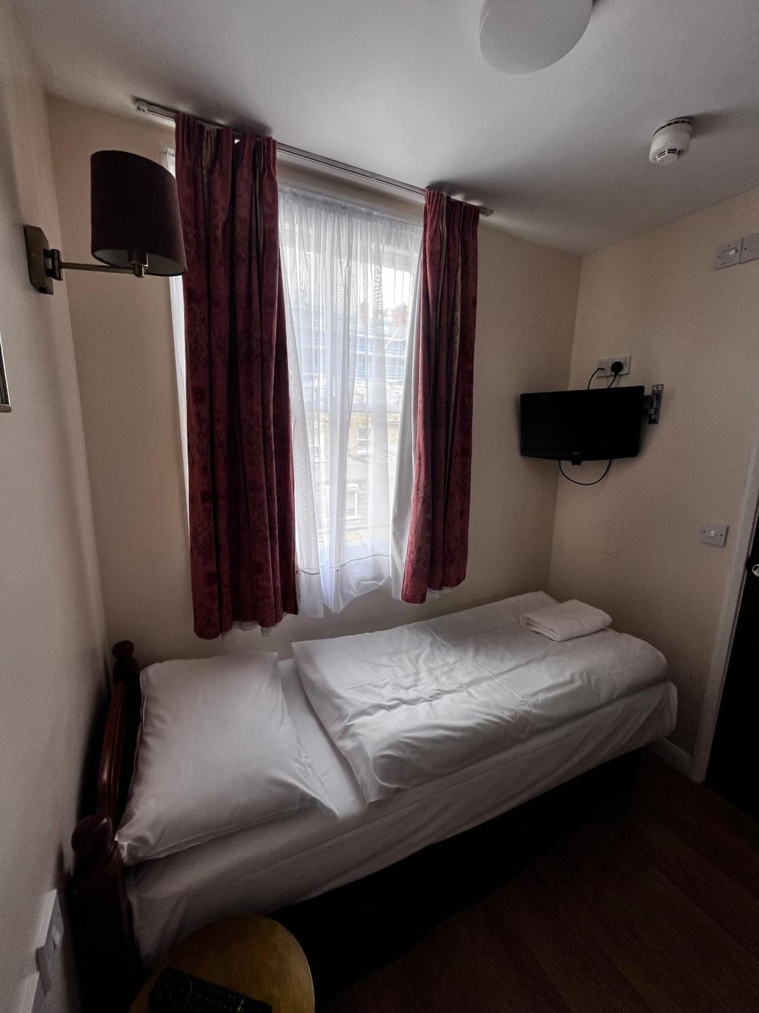 Dolphin Inn - The Lodge London Szoba fotó